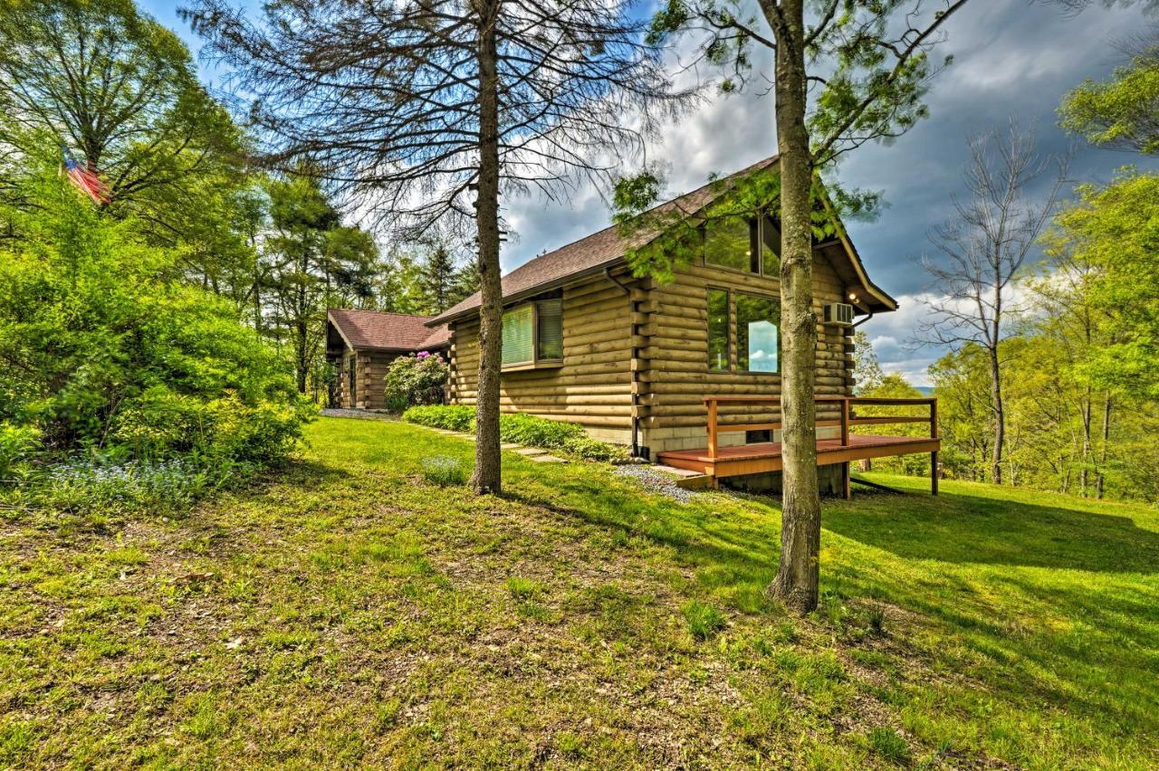 Bedford House On 1 Acre With Deck, Views! Exterior foto